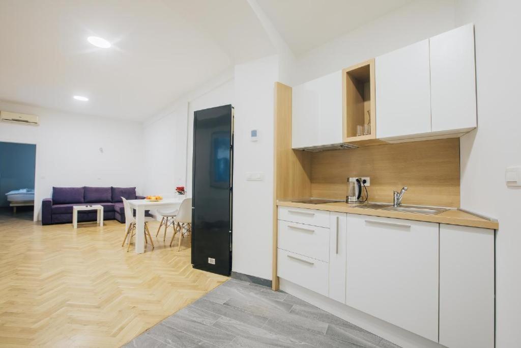 Apartment Center - Kersnikova Ljubljana Exterior photo